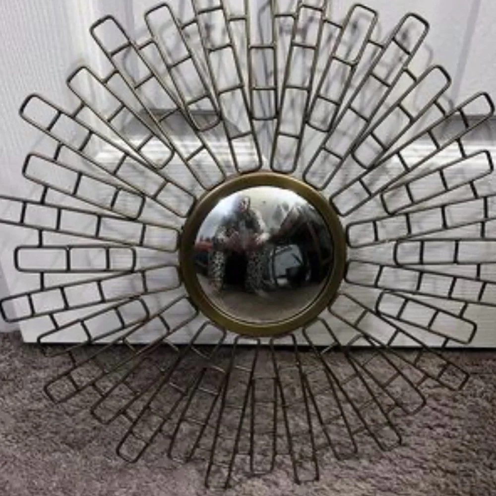 Gold Starburst Wall Mirror – 16” Mid-Century Modern Sunburst Decor